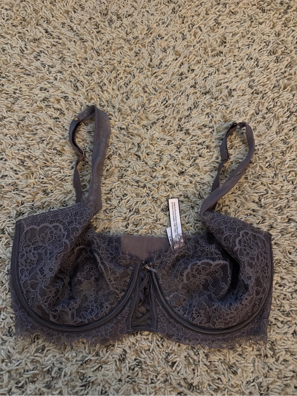 Victoria's Secret Lace Underwire Bra without padding